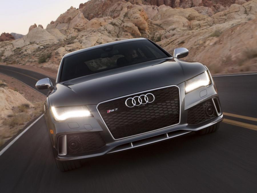  Audi RS7 Sportback 2013 года  (NA) (фото 9 из 14)